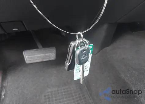 2015 Chevrolet Silverado 1500 1Lt z USA, uszkodzony, nr VIN 1GCVKREC2FZ354677